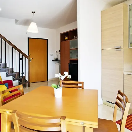 Domus Vigolo Apartment *