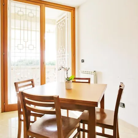 Domus Vigolo Apartment