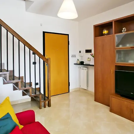 Domus Vigolo Apartment *